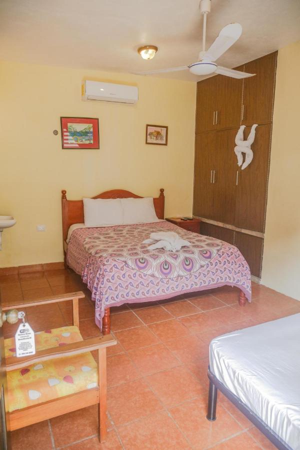 Navieros Rooms בקאלאר מראה חיצוני תמונה