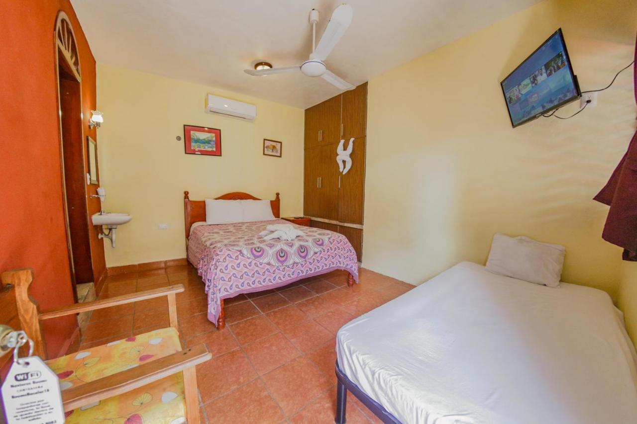 Navieros Rooms בקאלאר מראה חיצוני תמונה